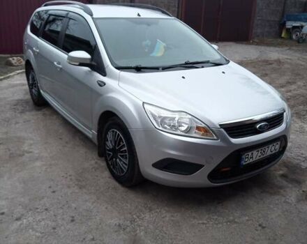 Серый Форд Фокус, объемом двигателя 1.6 л и пробегом 299 тыс. км за 5200 $, фото 1 на Automoto.ua