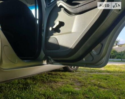 Серый Форд Фокус, объемом двигателя 1.56 л и пробегом 241 тыс. км за 5600 $, фото 26 на Automoto.ua