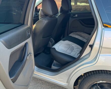 Серый Форд Фокус, объемом двигателя 1.6 л и пробегом 257 тыс. км за 6000 $, фото 8 на Automoto.ua