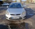 Серый Форд Фокус, объемом двигателя 1.6 л и пробегом 300 тыс. км за 4500 $, фото 1 на Automoto.ua