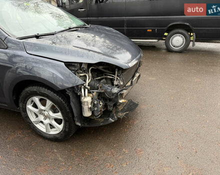 Серый Форд Фокус, объемом двигателя 1.6 л и пробегом 224 тыс. км за 4200 $, фото 11 на Automoto.ua