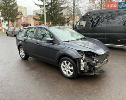 Серый Форд Фокус, объемом двигателя 1.6 л и пробегом 224 тыс. км за 4200 $, фото 2 на Automoto.ua