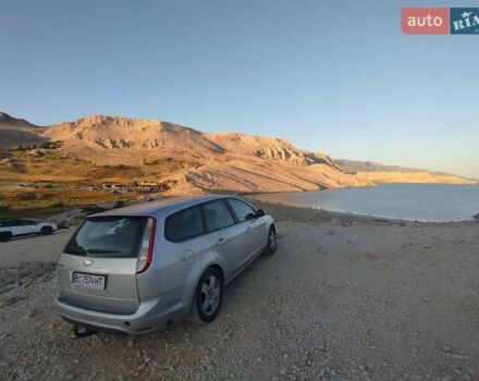 Форд Фокус 2009 у Львові на Automoto.ua Сірий Форд Фокус, об'ємом двигуна 1.6 л та пробігом 280 тис. км за 5000 $, фото 1 на Automoto.ua