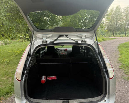 Форд Фокус 2009 у Бердичеве на Automoto.ua Сірий Форд Фокус, об'ємом двигуна 1.6 л та пробігом 260 тис. км за 5250 $, фото 8 на Automoto.ua