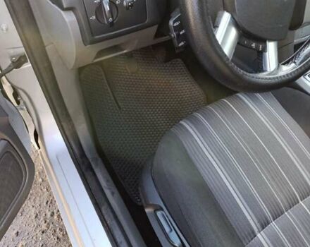 Серый Форд Фокус, объемом двигателя 1.6 л и пробегом 300 тыс. км за 5500 $, фото 8 на Automoto.ua