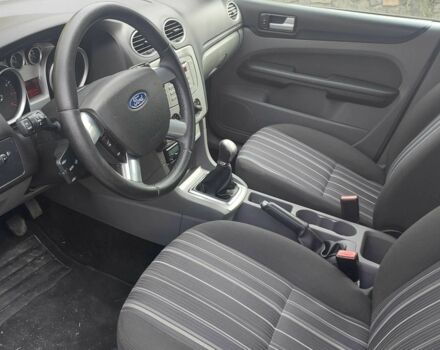 Сірий Форд Фокус, об'ємом двигуна 1.6 л та пробігом 190 тис. км за 5600 $, фото 7 на Automoto.ua