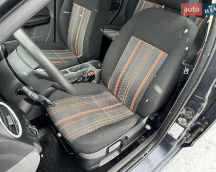 Серый Форд Фокус, объемом двигателя 1.6 л и пробегом 175 тыс. км за 4750 $, фото 30 на Automoto.ua