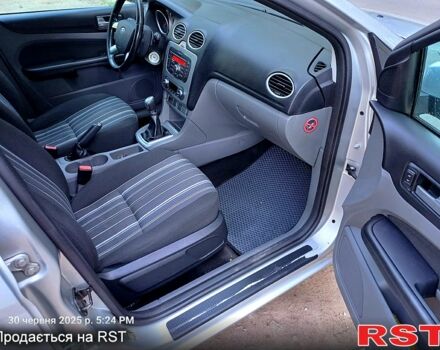 Форд Фокус 2009 у Миколаєві на Automoto.ua Сірий Форд Фокус, об'ємом двигуна 1.6 л та пробігом 0 тис. км за 5300 $, фото 8 на Automoto.ua