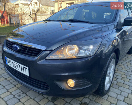 Серый Форд Фокус, объемом двигателя 1.8 л и пробегом 287 тыс. км за 5200 $, фото 4 на Automoto.ua