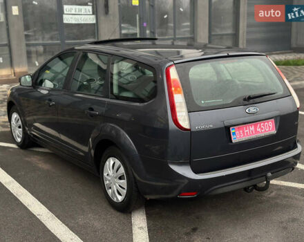 Серый Форд Фокус, объемом двигателя 0 л и пробегом 203 тыс. км за 5900 $, фото 4 на Automoto.ua
