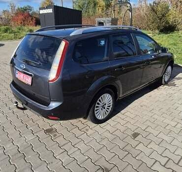 Серый Форд Фокус, объемом двигателя 1.8 л и пробегом 239 тыс. км за 5600 $, фото 7 на Automoto.ua