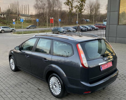 Серый Форд Фокус, объемом двигателя 1.6 л и пробегом 272 тыс. км за 5800 $, фото 2 на Automoto.ua