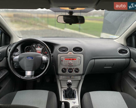 Серый Форд Фокус, объемом двигателя 1.6 л и пробегом 174 тыс. км за 4599 $, фото 29 на Automoto.ua