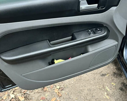 Серый Форд Фокус, объемом двигателя 1.56 л и пробегом 310 тыс. км за 6200 $, фото 18 на Automoto.ua