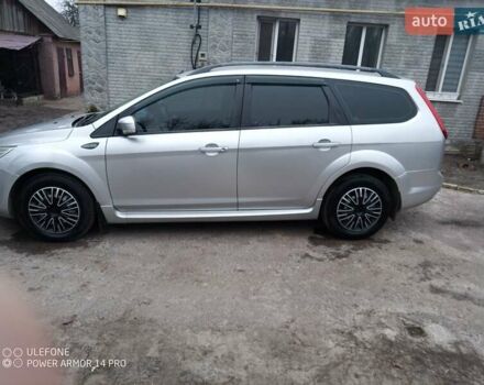 Серый Форд Фокус, объемом двигателя 1.6 л и пробегом 299 тыс. км за 5200 $, фото 2 на Automoto.ua