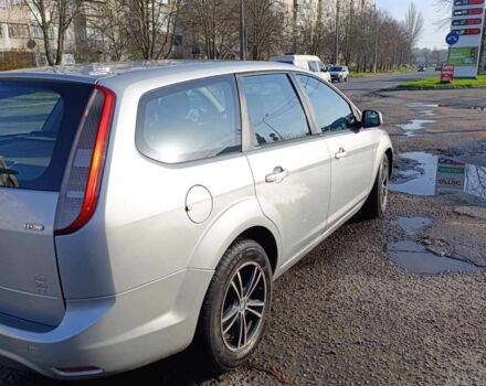 Серый Форд Фокус, объемом двигателя 1.6 л и пробегом 300 тыс. км за 5500 $, фото 3 на Automoto.ua