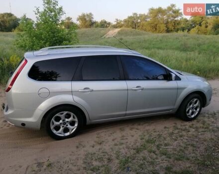 Форд Фокус 2009 у Кам'янське (Дніпродзержинськ) на Automoto.ua Сірий Форд Фокус, об'ємом двигуна 1.6 л та пробігом 290 тис. км за 6000 $, фото 5 на Automoto.ua