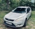 Сірий Форд Фокус, об'ємом двигуна 2 л та пробігом 210 тис. км за 2940 $, фото 1 на Automoto.ua