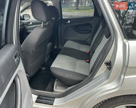 Серый Форд Фокус, объемом двигателя 2 л и пробегом 165 тыс. км за 7300 $, фото 36 на Automoto.ua