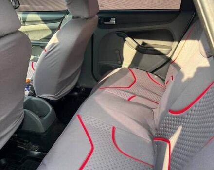 Форд Фокус 2009 в Гайсине на Automoto.ua Серый Форд Фокус, объемом двигателя 1.6 л и пробегом 224 тыс. км за 6300 $, фото 3 на Automoto.ua