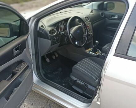 Сірий Форд Фокус, об'ємом двигуна 1.6 л та пробігом 290 тис. км за 5500 $, фото 7 на Automoto.ua