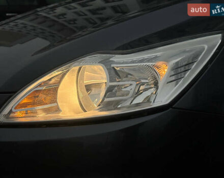 Серый Форд Фокус, объемом двигателя 0 л и пробегом 203 тыс. км за 5900 $, фото 8 на Automoto.ua