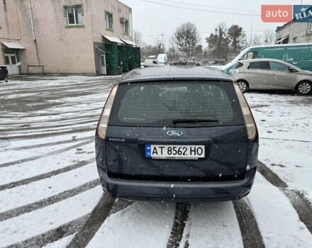 Серый Форд Фокус, объемом двигателя 1.6 л и пробегом 175 тыс. км за 4750 $, фото 8 на Automoto.ua