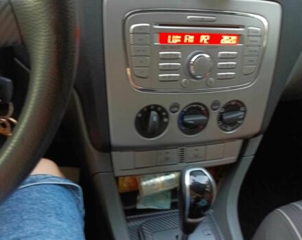 Серый Форд Фокус, объемом двигателя 2 л и пробегом 286 тыс. км за 5600 $, фото 9 на Automoto.ua