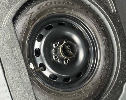 Серый Форд Фокус, объемом двигателя 0 л и пробегом 203 тыс. км за 5900 $, фото 12 на Automoto.ua