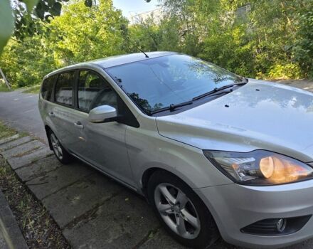 Серый Форд Фокус, объемом двигателя 1.8 л и пробегом 327 тыс. км за 4950 $, фото 4 на Automoto.ua