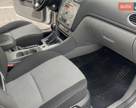 Серый Форд Фокус, объемом двигателя 1.8 л и пробегом 225 тыс. км за 4000 $, фото 8 на Automoto.ua