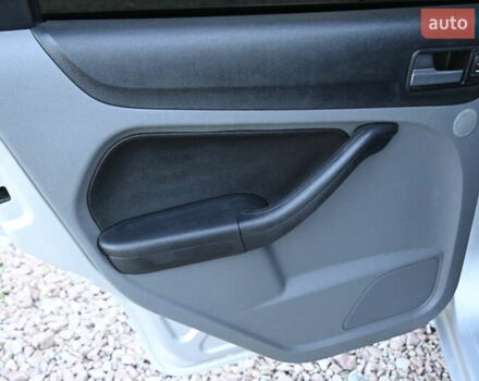 Серый Форд Фокус, объемом двигателя 1.6 л и пробегом 306 тыс. км за 4850 $, фото 23 на Automoto.ua