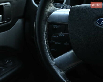 Серый Форд Фокус, объемом двигателя 1.6 л и пробегом 306 тыс. км за 4850 $, фото 18 на Automoto.ua