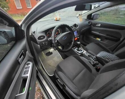 Серый Форд Фокус, объемом двигателя 1.6 л и пробегом 220 тыс. км за 6700 $, фото 4 на Automoto.ua