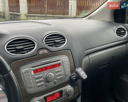 Серый Форд Фокус, объемом двигателя 1.8 л и пробегом 287 тыс. км за 4999 $, фото 14 на Automoto.ua