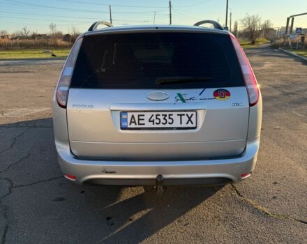Серый Форд Фокус, объемом двигателя 1.6 л и пробегом 257 тыс. км за 6000 $, фото 3 на Automoto.ua