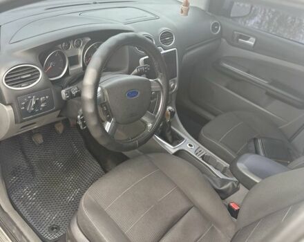 Сірий Форд Фокус, об'ємом двигуна 1.8 л та пробігом 270 тис. км за 4500 $, фото 6 на Automoto.ua