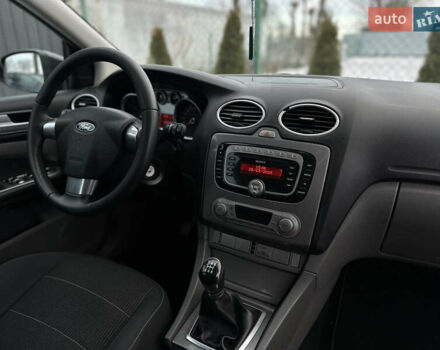 Сірий Форд Фокус, об'ємом двигуна 1.8 л та пробігом 207 тис. км за 6500 $, фото 42 на Automoto.ua