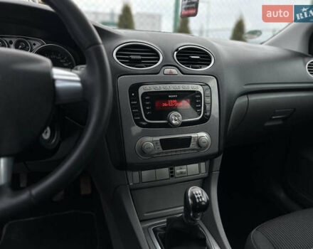 Сірий Форд Фокус, об'ємом двигуна 1.8 л та пробігом 207 тис. км за 6500 $, фото 27 на Automoto.ua