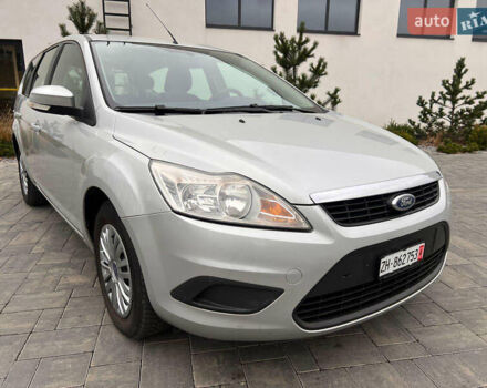 Серый Форд Фокус, объемом двигателя 1.6 л и пробегом 227 тыс. км за 5898 $, фото 5 на Automoto.ua