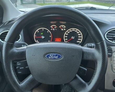 Сірий Форд Фокус, об'ємом двигуна 1.6 л та пробігом 245 тис. км за 4700 $, фото 16 на Automoto.ua