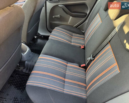 Серый Форд Фокус, объемом двигателя 1.6 л и пробегом 173 тыс. км за 5300 $, фото 12 на Automoto.ua