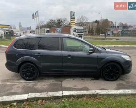 Серый Форд Фокус, объемом двигателя 1.6 л и пробегом 265 тыс. км за 5000 $, фото 16 на Automoto.ua