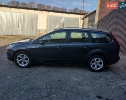 Серый Форд Фокус, объемом двигателя 1.6 л и пробегом 210 тыс. км за 6000 $, фото 3 на Automoto.ua