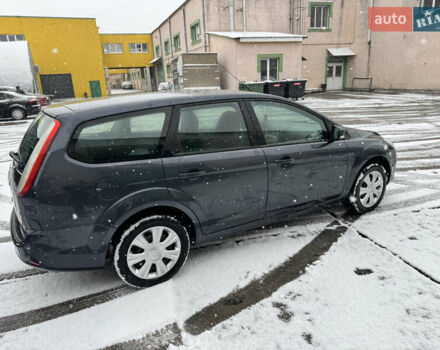 Серый Форд Фокус, объемом двигателя 1.6 л и пробегом 175 тыс. км за 4750 $, фото 10 на Automoto.ua