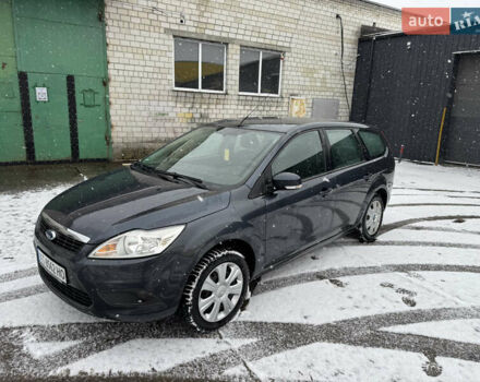 Серый Форд Фокус, объемом двигателя 1.6 л и пробегом 175 тыс. км за 4750 $, фото 4 на Automoto.ua