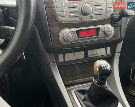 Серый Форд Фокус, объемом двигателя 1.8 л и пробегом 287 тыс. км за 4999 $, фото 16 на Automoto.ua