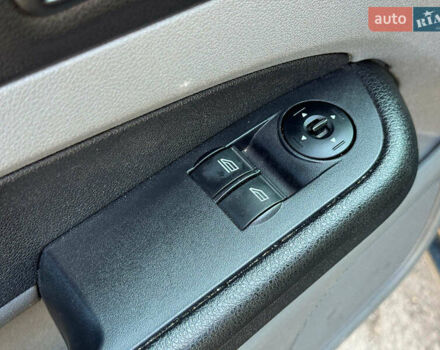Сірий Форд Фокус, об'ємом двигуна 1.6 л та пробігом 246 тис. км за 5490 $, фото 11 на Automoto.ua