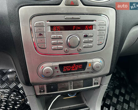 Сірий Форд Фокус, об'ємом двигуна 1.6 л та пробігом 270 тис. км за 3999 $, фото 12 на Automoto.ua