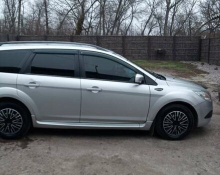 Серый Форд Фокус, объемом двигателя 1.6 л и пробегом 299 тыс. км за 5200 $, фото 3 на Automoto.ua